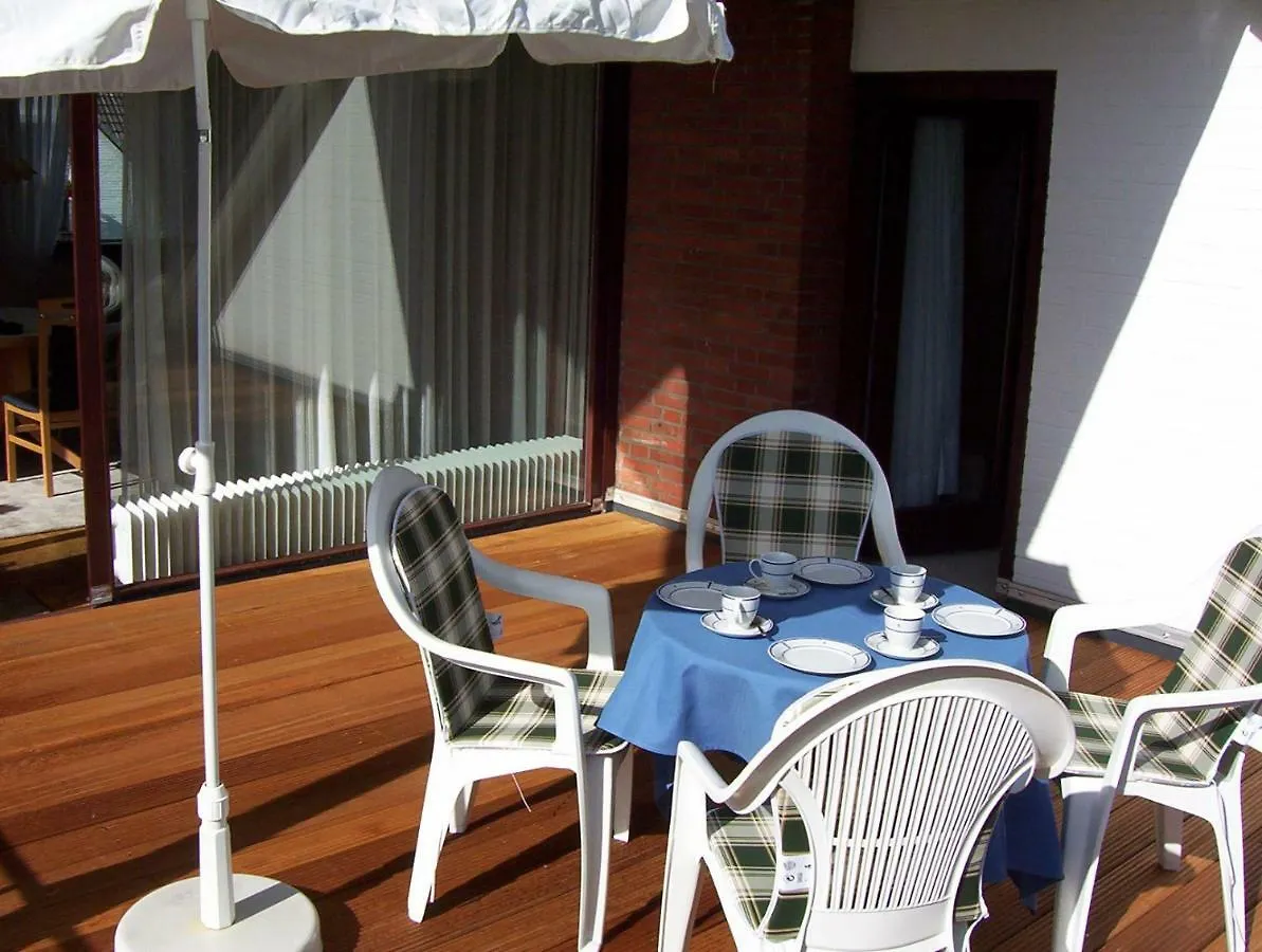 Apartment Ferienwohnung-Osten Schenefeld  Germany